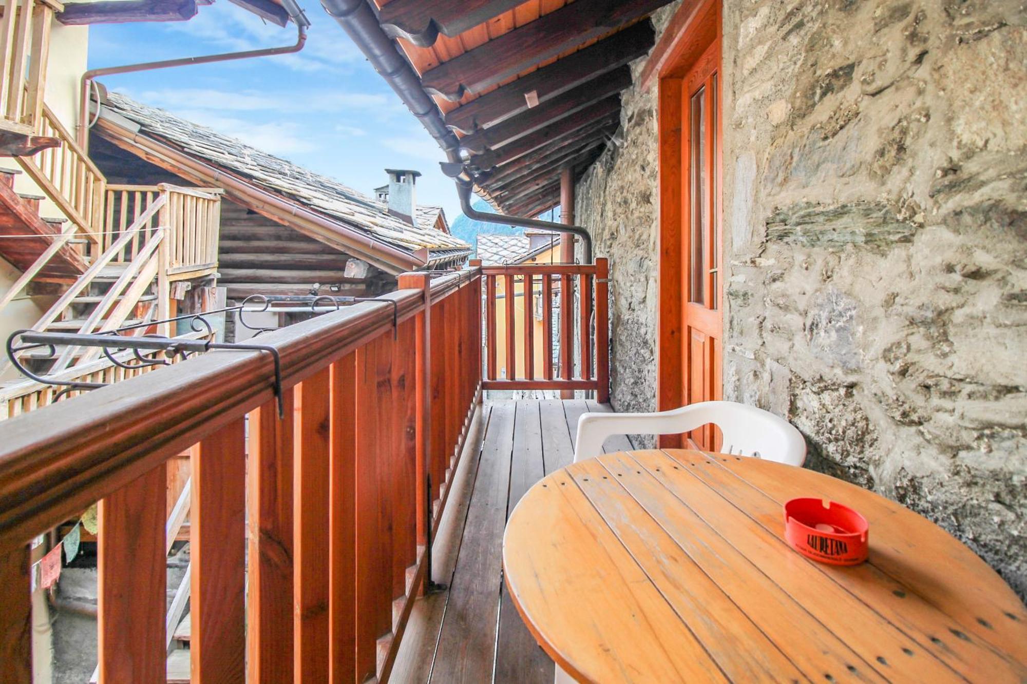 Appartamento Il Camoscio - Affitti Brevi Italia Brusson Exterior foto